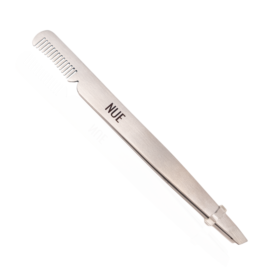 Nue Wax Tweezer