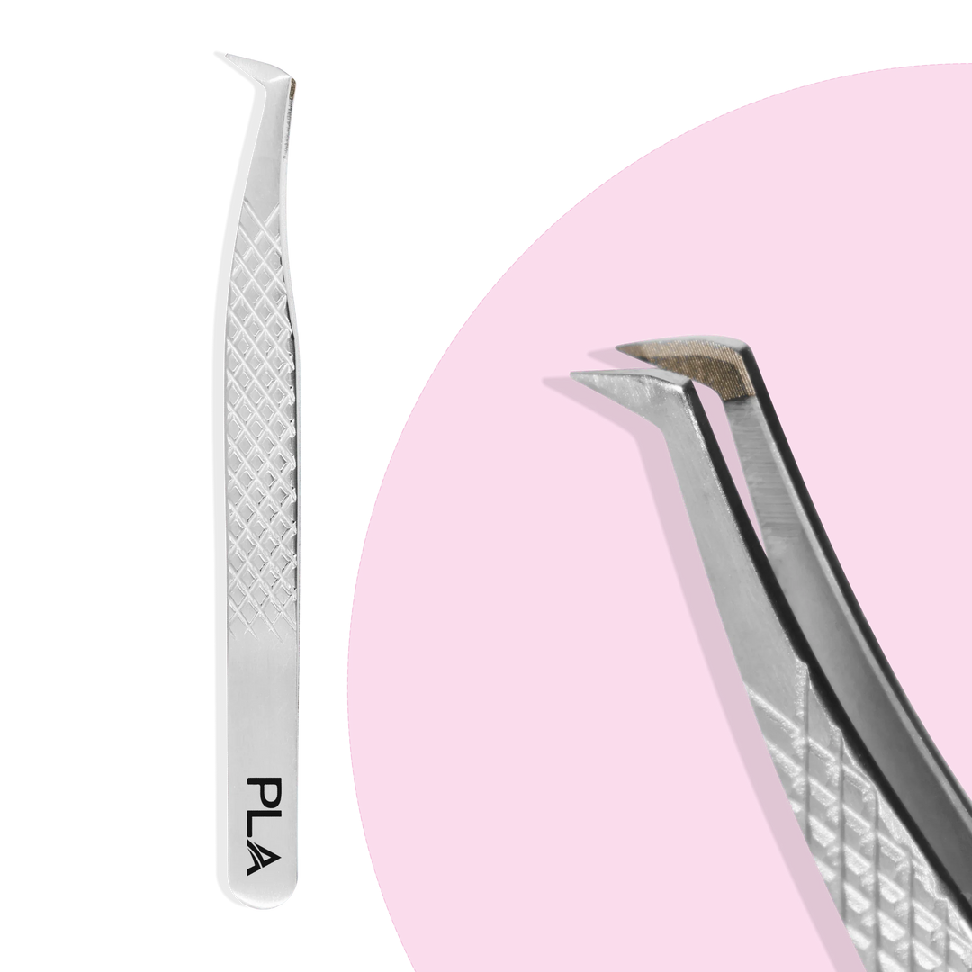 Fiber tip lash tweezers from Paris Lash Academy: Volume Boot, Regular 12cm (front view and close up view of the tip)
