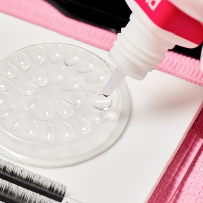 Does Eyelash Glue Expire?
