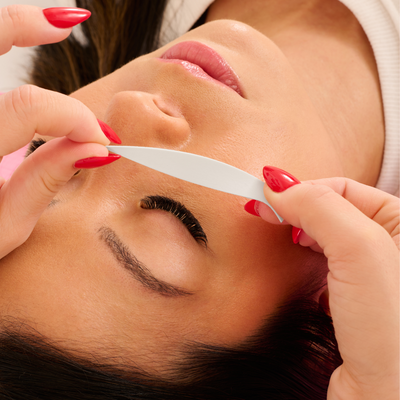 How to Remove Eyelash Extensions