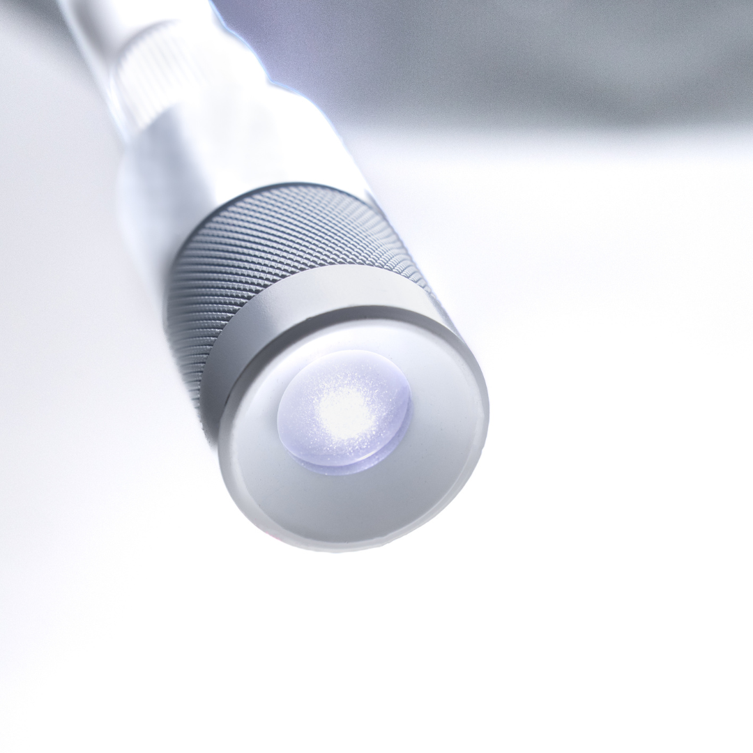 UV Lash Extensions Pros and Cons: Are They Worth it?