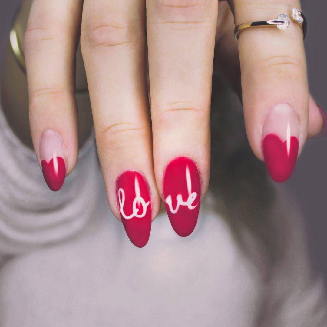 Acrylic Vs. Gel Nails  - Paris Lash Academy