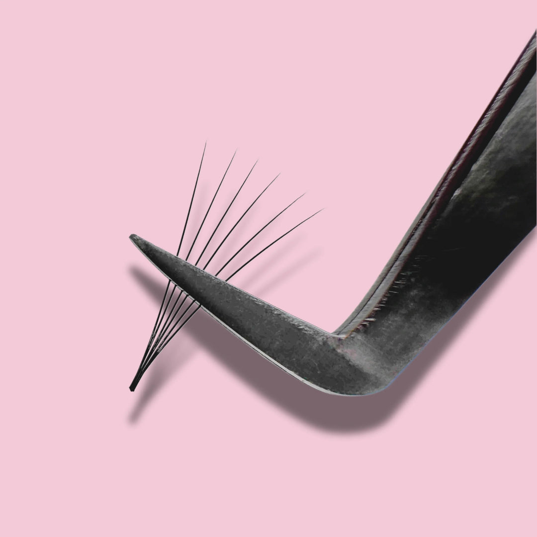 Best Practices for Using ProMade Lashes: A Blog by PLA