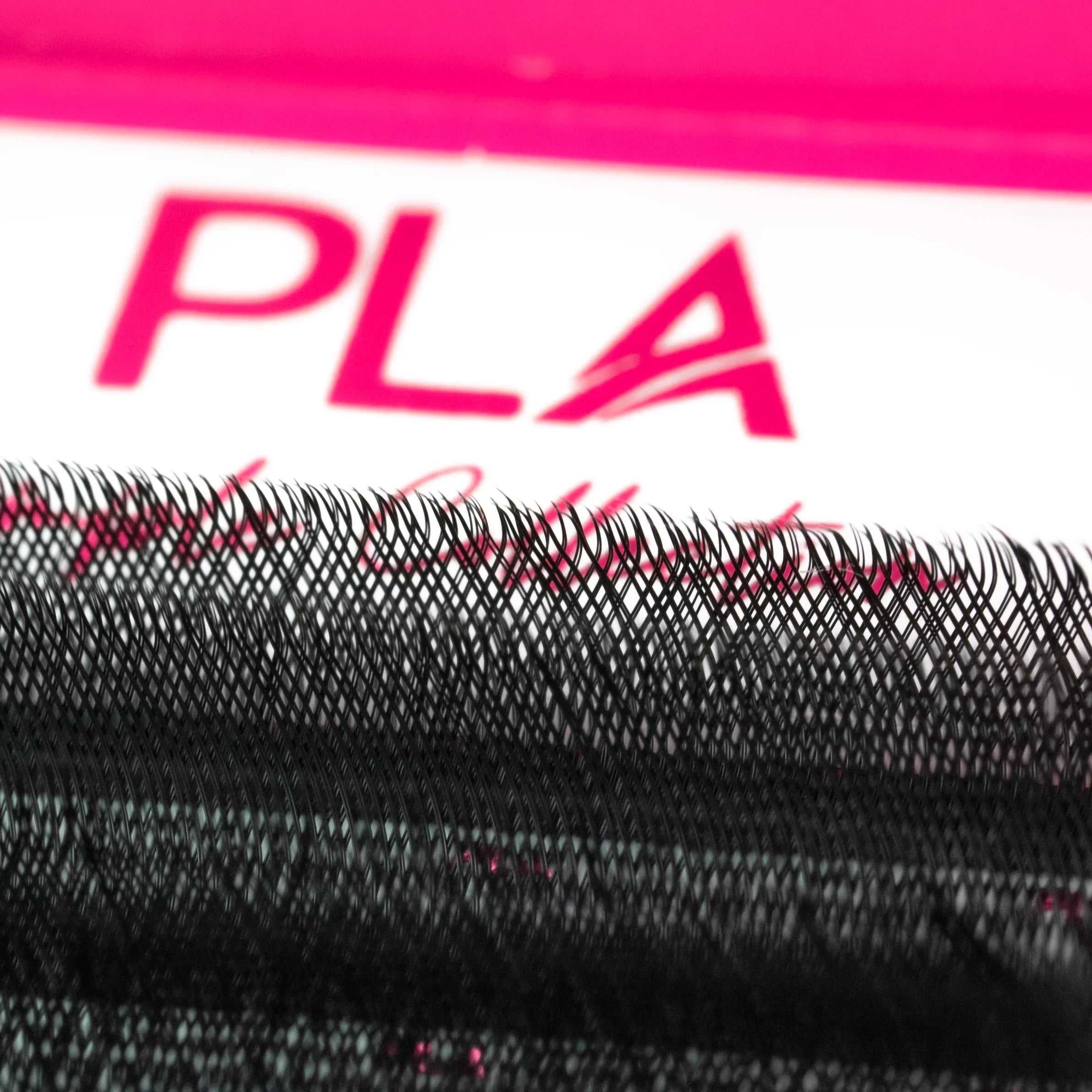 PLA Lash Extension Samples - YY Lash Tray (close up view of lashes in tray)