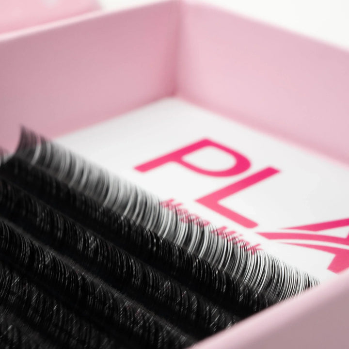 Mega Volume Mink Lashes from PLA, Single Length (close up side view of the lashes in tray)
