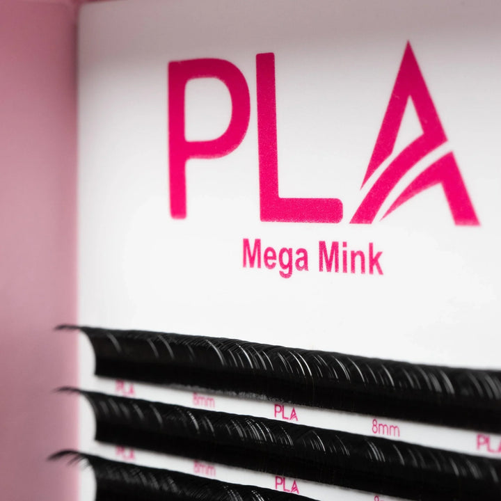 Mega Volume Mink Lashes from PLA, Single Length (close up top view of the lashes in tray)