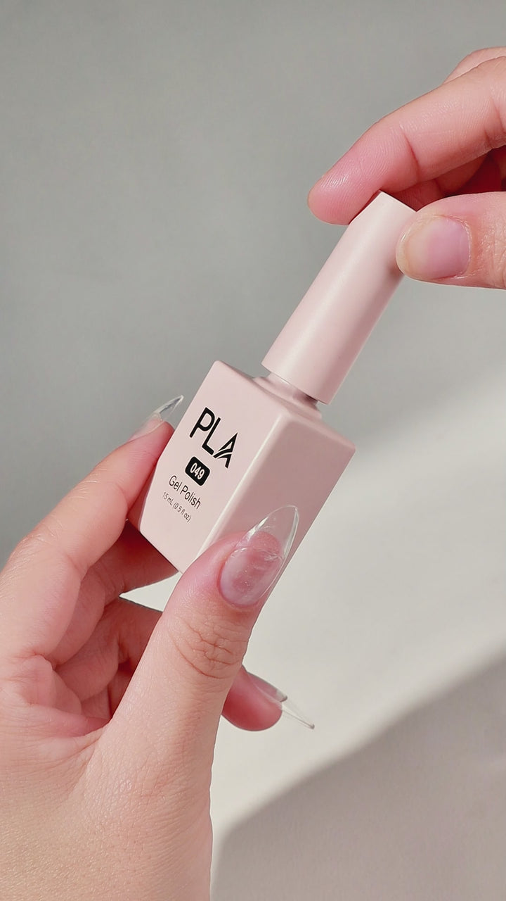 Vẻ đẹp và màu be - 49
